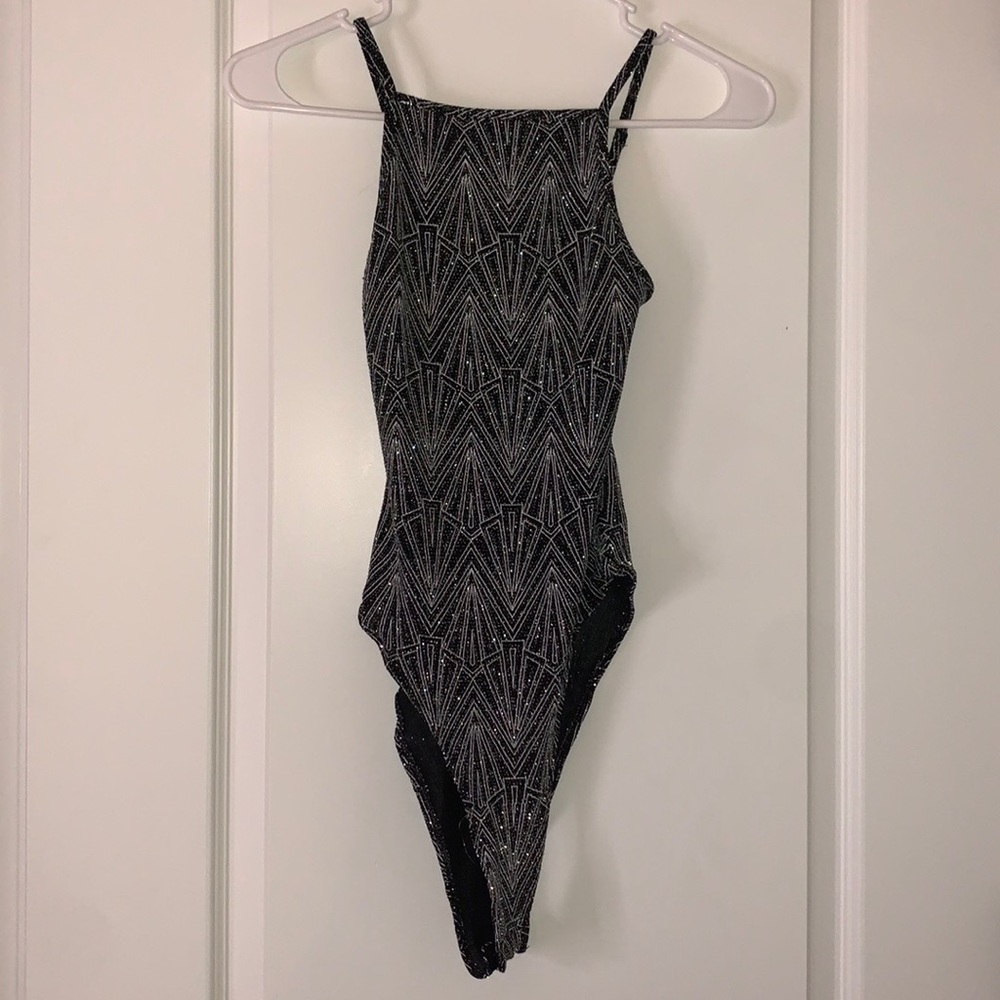 Black and Silver Glitter Bodysuit One Piece 🖤🤍